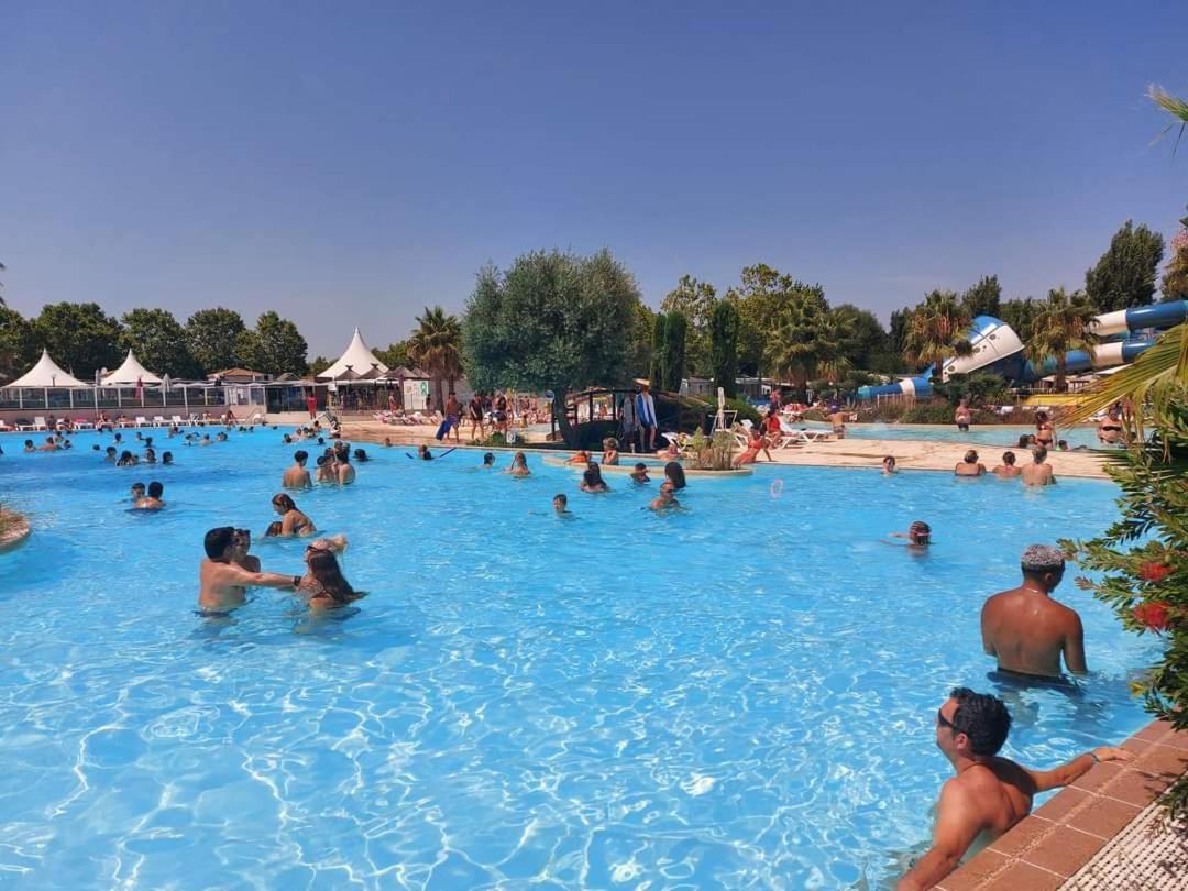 Mobilhome La Carabasse **** Виас Экстерьер фото